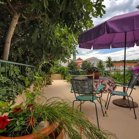 Apartman Montana, Town Centre Макарска Екстериор снимка