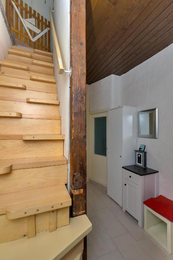 Apartman Montana, Town Centre Макарска Екстериор снимка